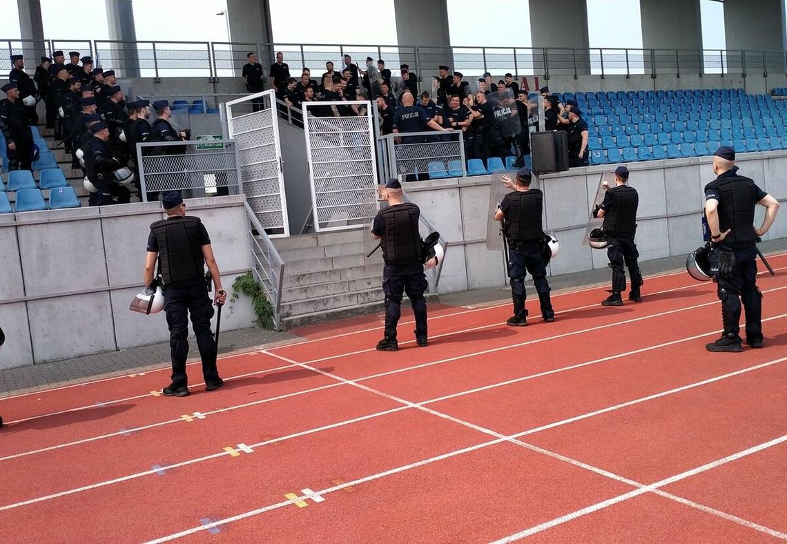 Mundurowi z regionu szkolili się na włocławskim stadionie