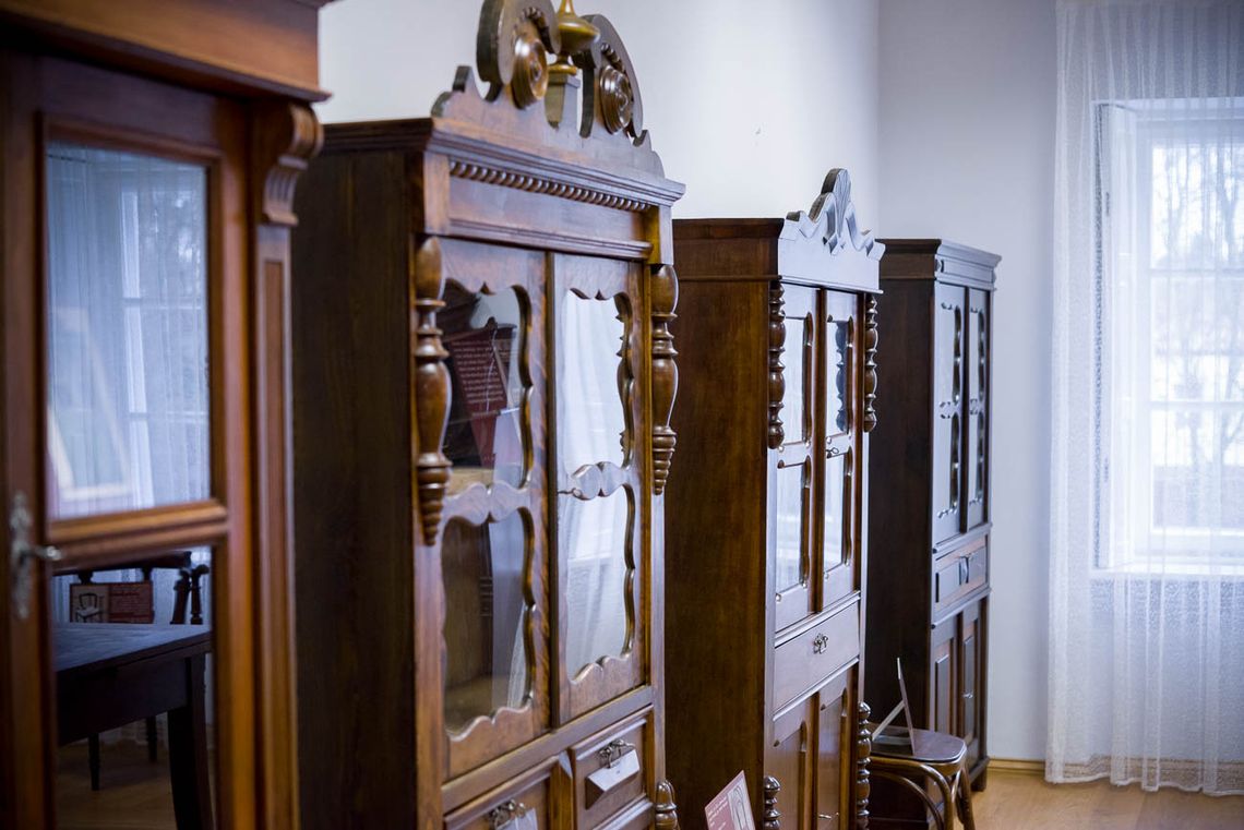 Muzeum odnowiło 23 zabytkowe meble z pierwszej połowy XX wieku
