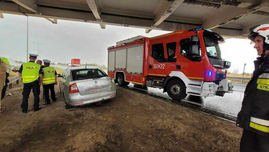 Na autostradzie A1 zderzyły się Skoda, Mercedes oraz Renault