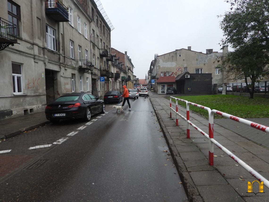 Na części ulicy Cyganka wraca parkowanie po jednej stronie jezdni