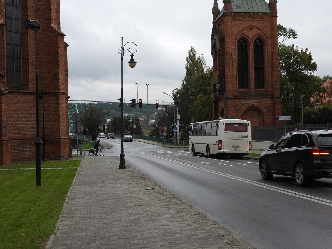 Na skrzyżowaniu ulic Wyszyńskiego, Tumskiej oraz Placu Kopernika powstanie rondo. Ratusz rozstrzygnął przetarg na opracowanie dokumentacji