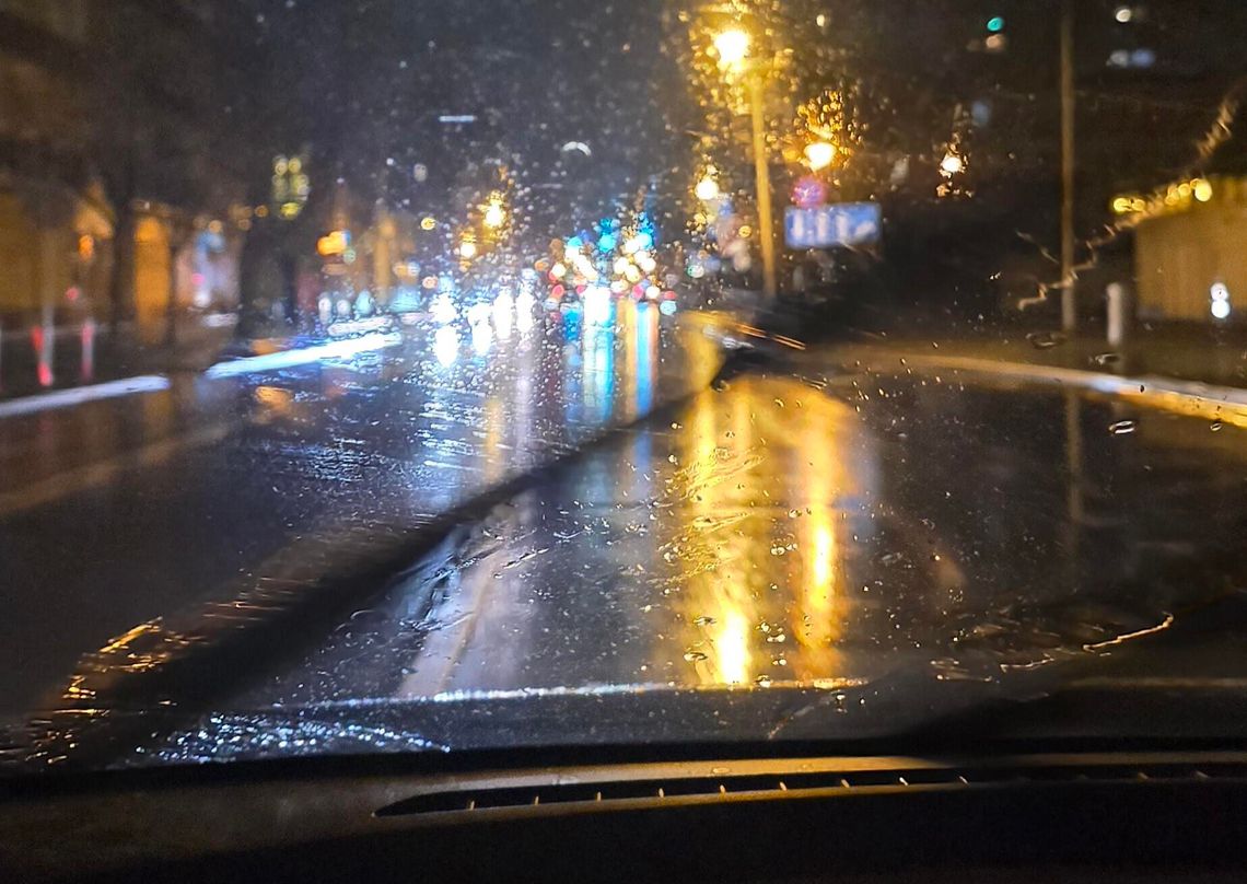 Nadchodzi niebezpieczna noc. IMGW ostrzega przed oblodzeniem w całym regionie