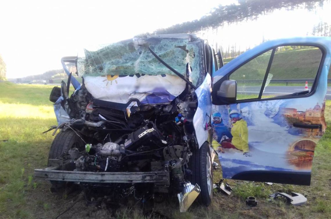 Niebezpieczne zdarzenie na autostradzie A1. 26-latek zasnął za kierownicą 