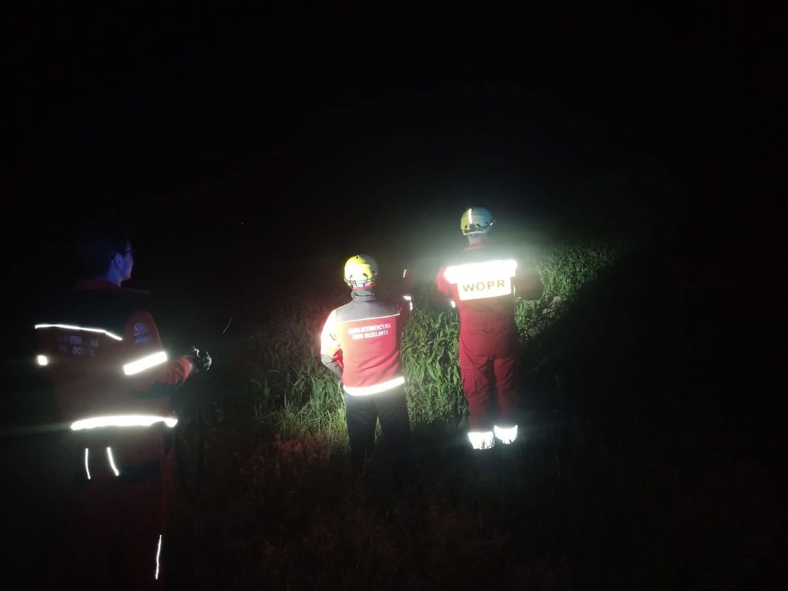 Nocne poszukiwania zaginionego, chorego mężczyzny. W akcji policja, strażacy i WOPR