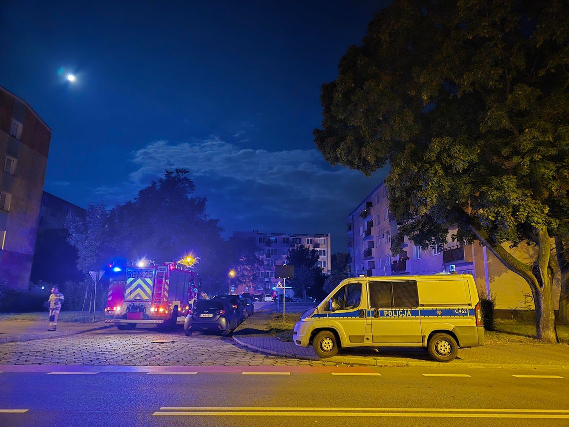 Nocny pożar w bloku przy ul. Chopina [wideo]