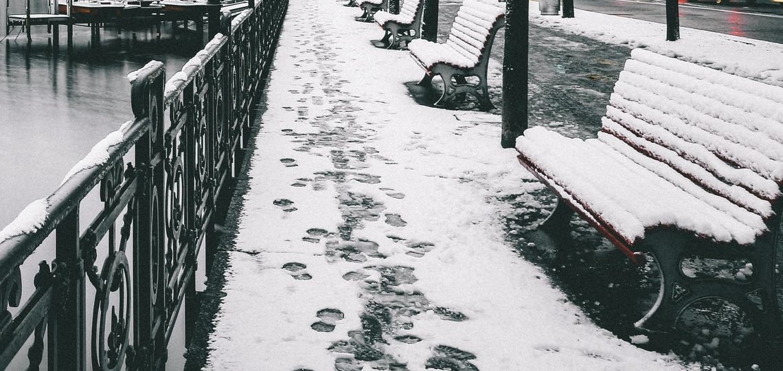 Odpowiedzialność za poślizgnięcie na chodniku