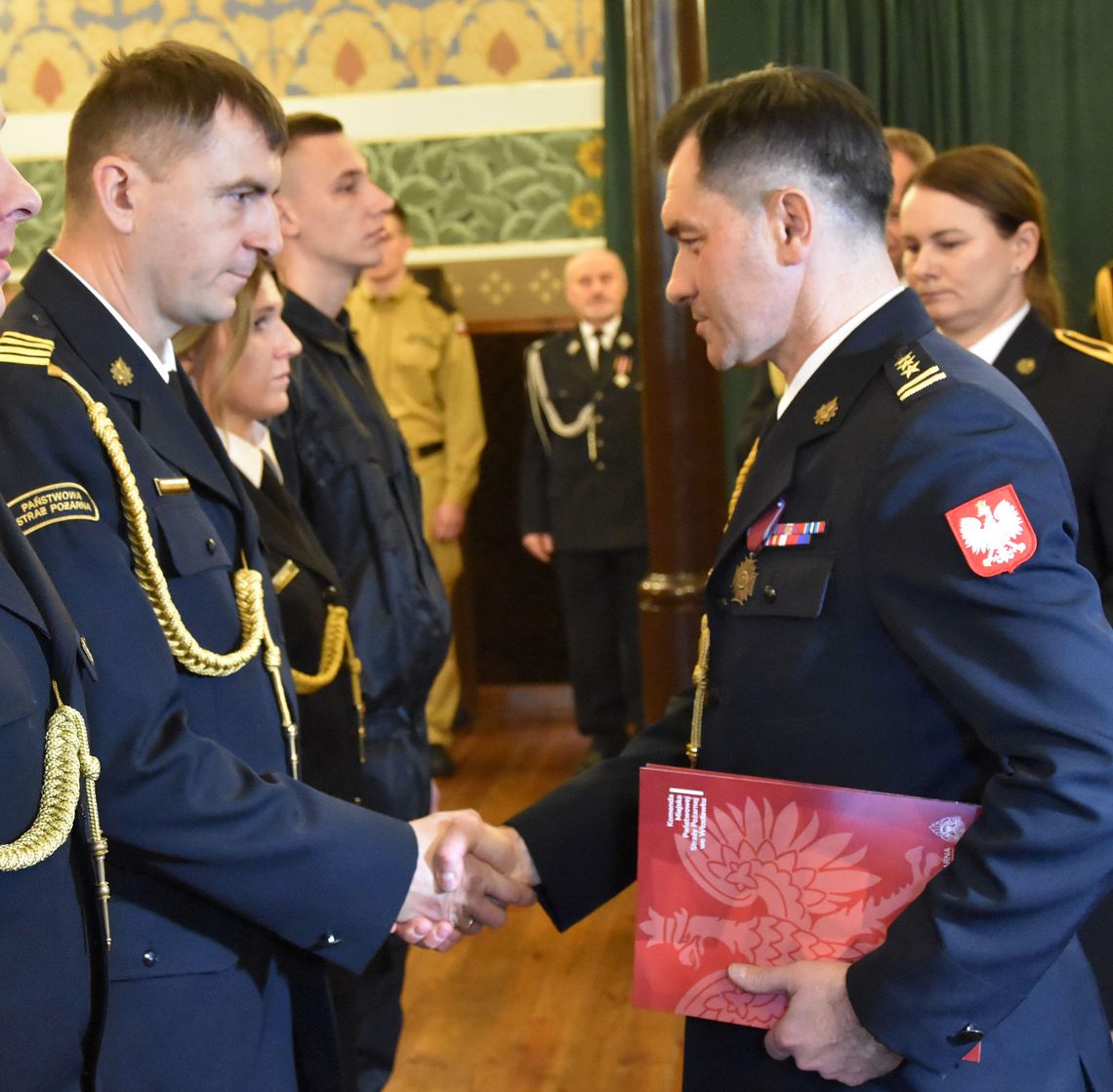 Piątkowy apel w Starej Remizie. Lista strażaków jest długa