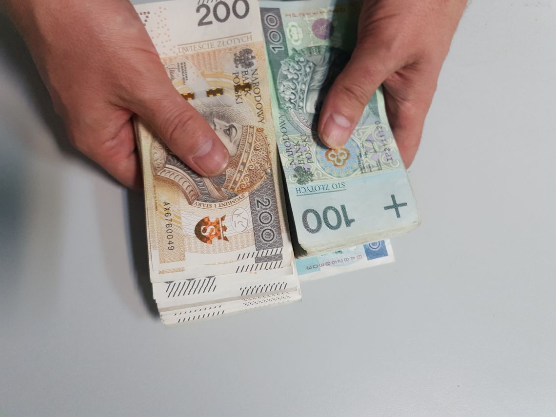 Pieniądze z OFE wciąż leżą na subkontach w ZUS-ie. Spadkobiercy sami muszą się o nie upomnieć