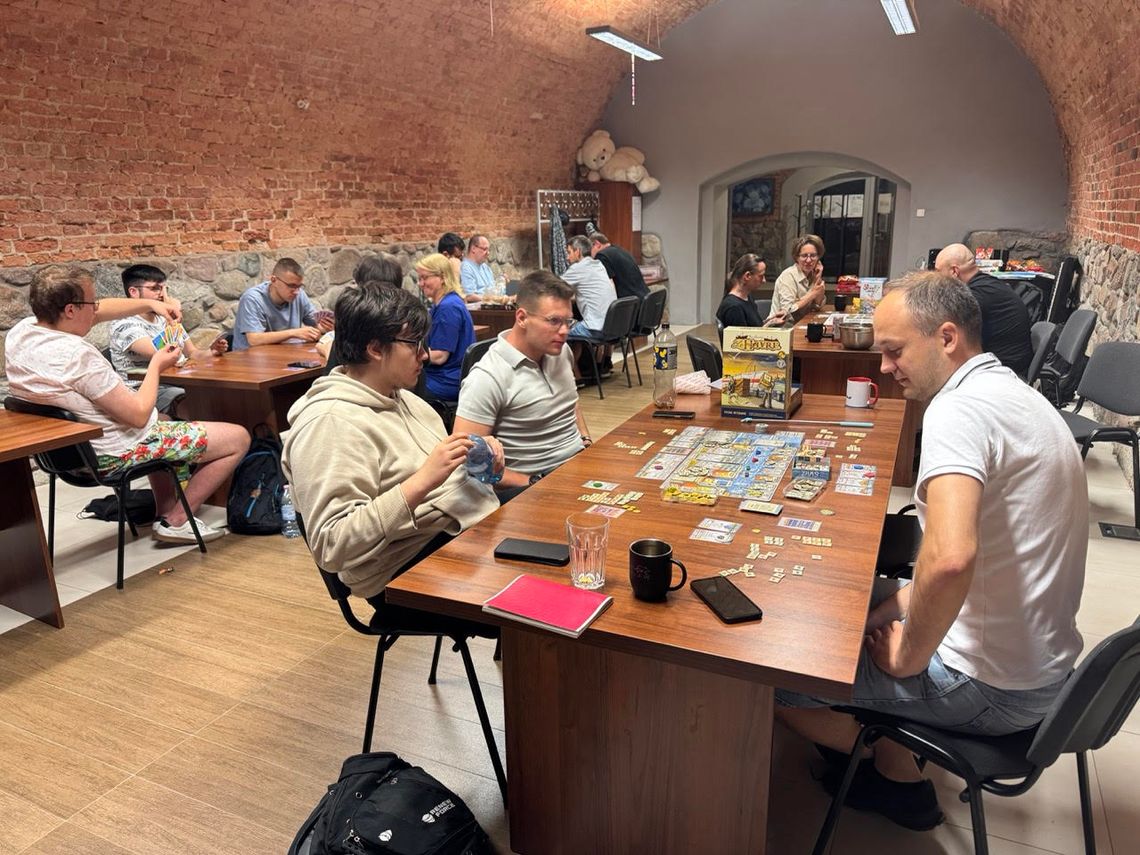 Planszówkowa noc z TAKTYKIEM. Setki gier i zabawa do świtu