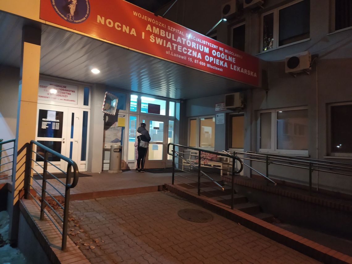 Pogryziony przez psa trafił na pogotowie z zakażeniem. Musiał w nocy znaleźć czynną aptekę i sam kupić sobie zastrzyk przeciwtężcowy! 