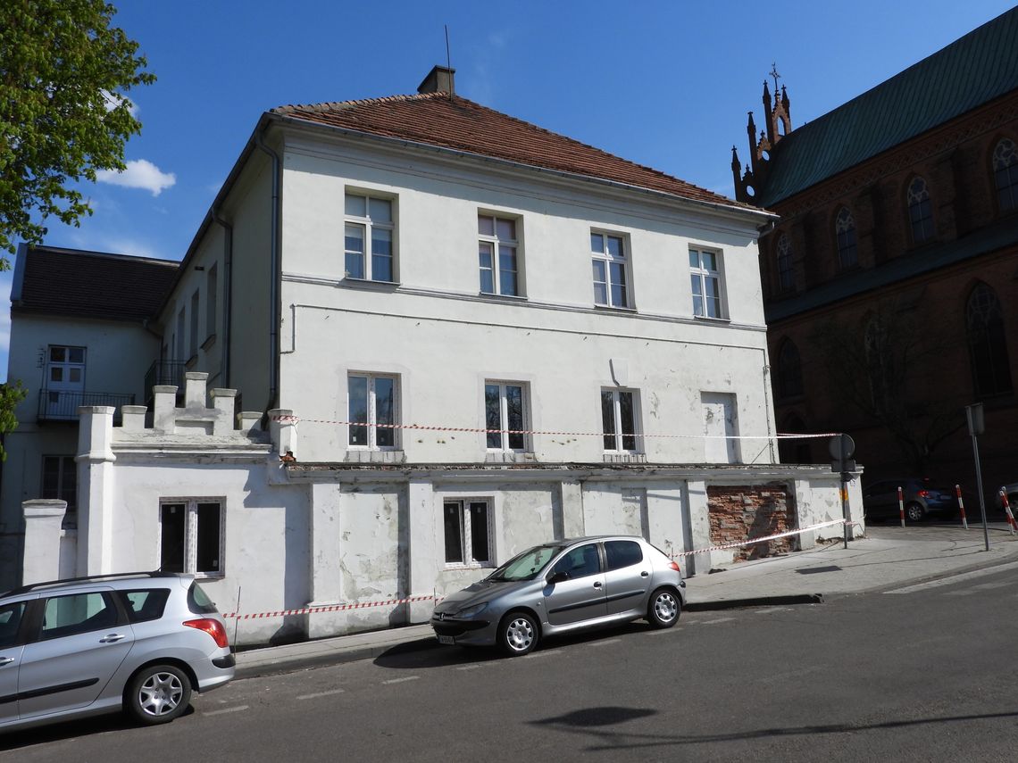 Pół miliona złotych kary za ingerencję w zabytek. Czy konserwator nałoży karę na AZK?