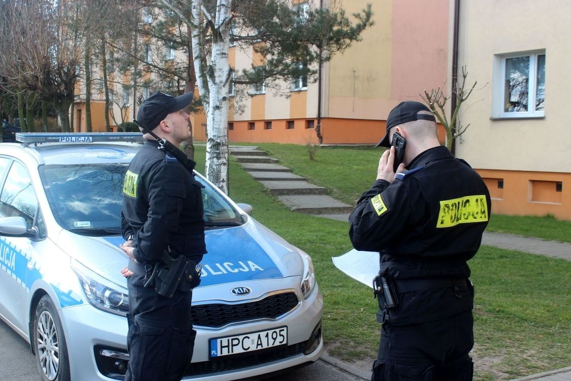 Policja o wprowadzonych dziś zmianach. Jakie nakazy zostają, a co wolno...