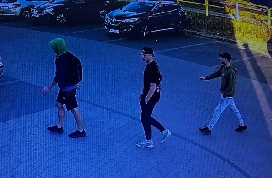 Policja poszukuje osób ze zdjęcia w związku z kradzieżą w gm. Fabianki