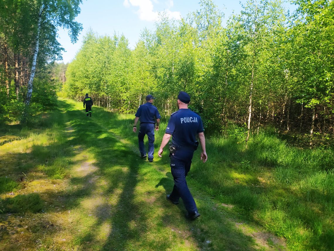 Policja przeczesywała okolice Smólnika. Mężczyzna chciał odebrać sobie życie