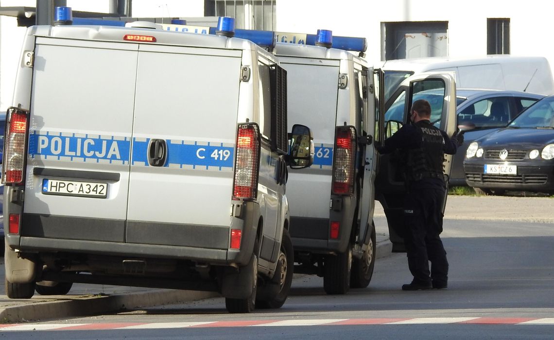 Policjanci przeprowadzili 1438 kontroli kierowców. Dwóch było nietrzeźwych