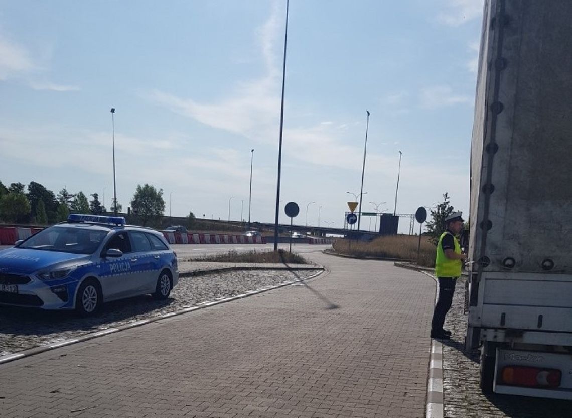 Policjanci skontrolowali trzeźwość 422 kierowców we Włocławku i regionie Policjanci skontrolowali trzeźwość 422 kierowców we Włocławku i regionie