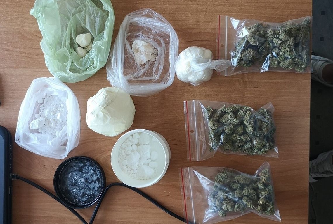 Ponad pół kilograma w mieszkaniu włocławianina. Mężczyźnie grozi do 10 lat pozbawienia wolności