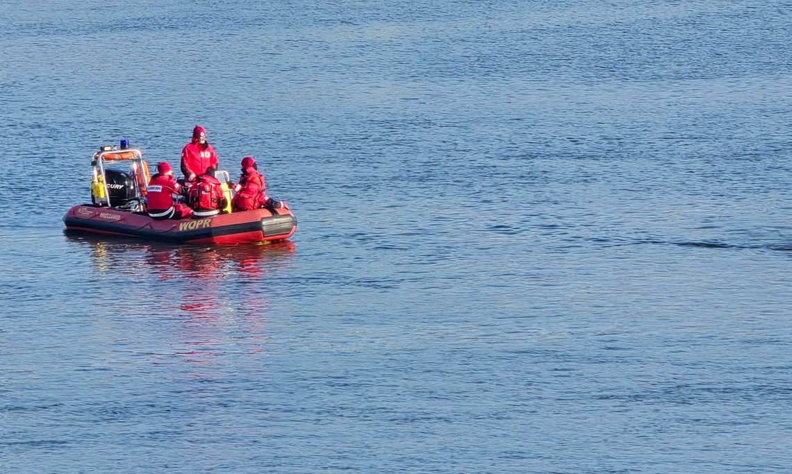 [aktualizacja] Poranna akcja służb. Mężczyzna skoczył do Wisły