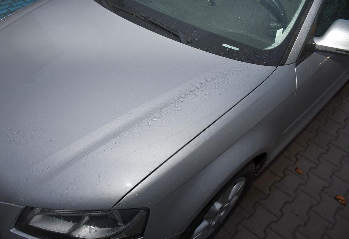 Porysował nożem Audi. W chwili zatrzymania miał ponad 3 promile alkoholu w organizmie