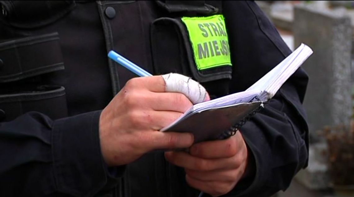 Posypały się mandaty od Straży Miejskiej. Wpadli kierowcy z ul. Szpitalnej Posypały się mandaty od Straży Miejskiej. Wpadli kierowcy z ul. Szpitalnej