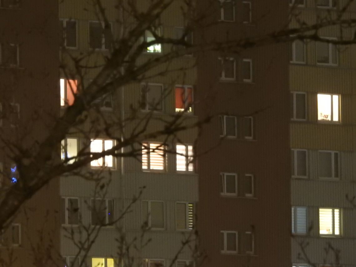 Poszukiwany listem gończym imprezował z kolegami na klatce schodowej przy ul. Długiej...