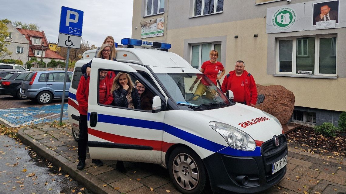 Potrzebne auto, by mogli docierać do chorych. Hospicjum Domowe z Włocławka zbiera na pojazd