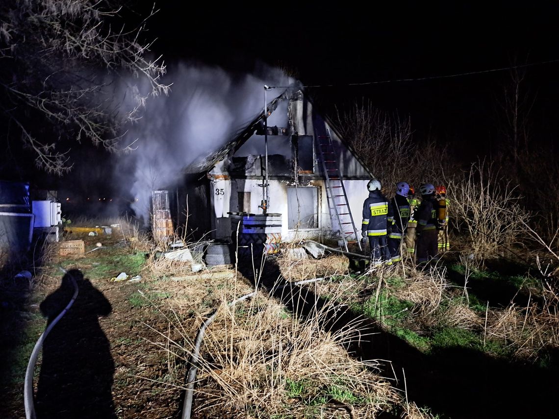 Pożar budynku w gm. Lubraniec. Prawdopodobnie to podpalenie