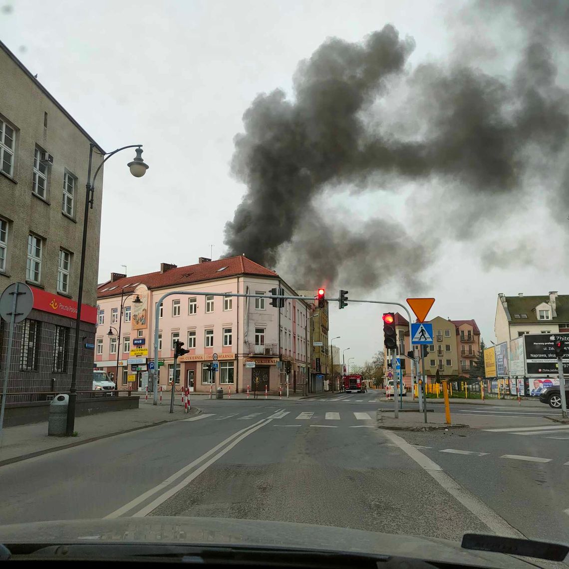 Pożar na Starodębskiej, płonie klub Rozkosz