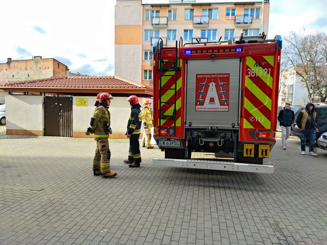 Pożar mieszkania na Placu Wolności. Jedna osoba poszkodowana