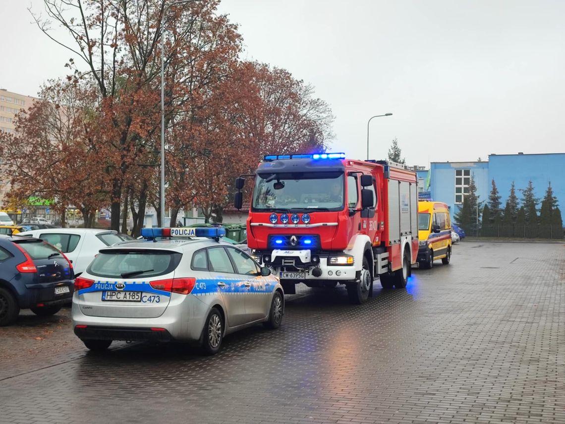 Kobieta w stanie zagrożenia życia. Akcja służb na ul. Chemików