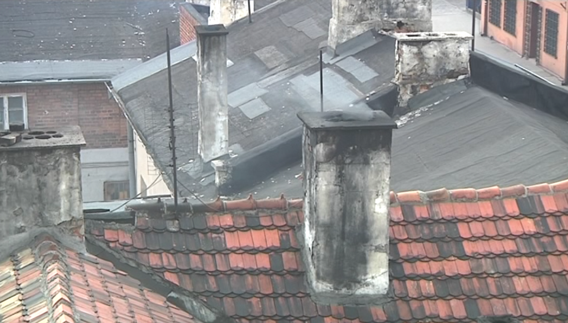 Próbki tego czym palono w piecu przy ul. Kaliskiej trafiły do LCBŚ w Rudzie Śląskiej. Włocławianina czekają ogromne kary