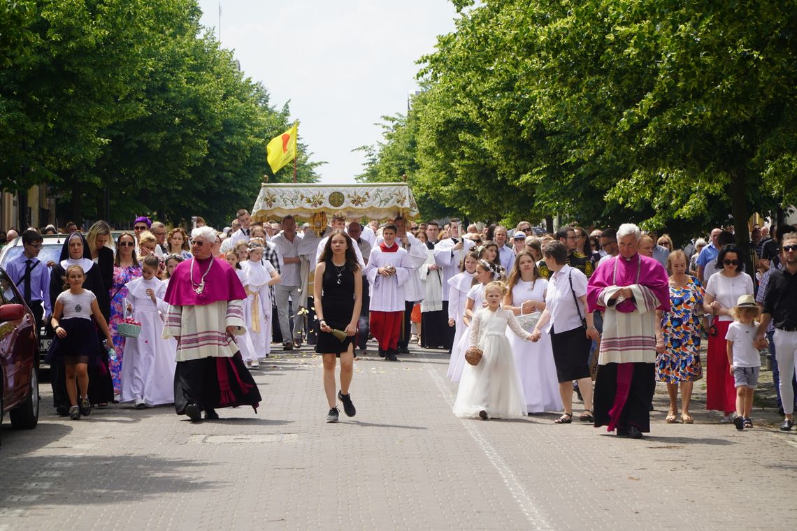 Procesja Bożego Ciała przeszła ulicami Włocławka