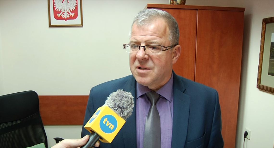 Prokuratura postawiła zarzuty policjantowi, który nagrał półnagą kobietę 