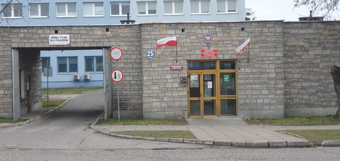 Przekazali oszustom oszczędności i biżuterię wartą kilkadziesiąt tysięcy złotych