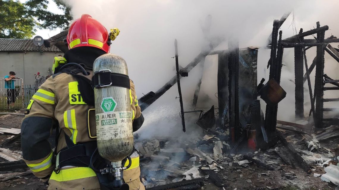 Pożar budynku gospodarczego w gminie Włocławek, Akcja gaśnicza trwała ponad 2 godziny