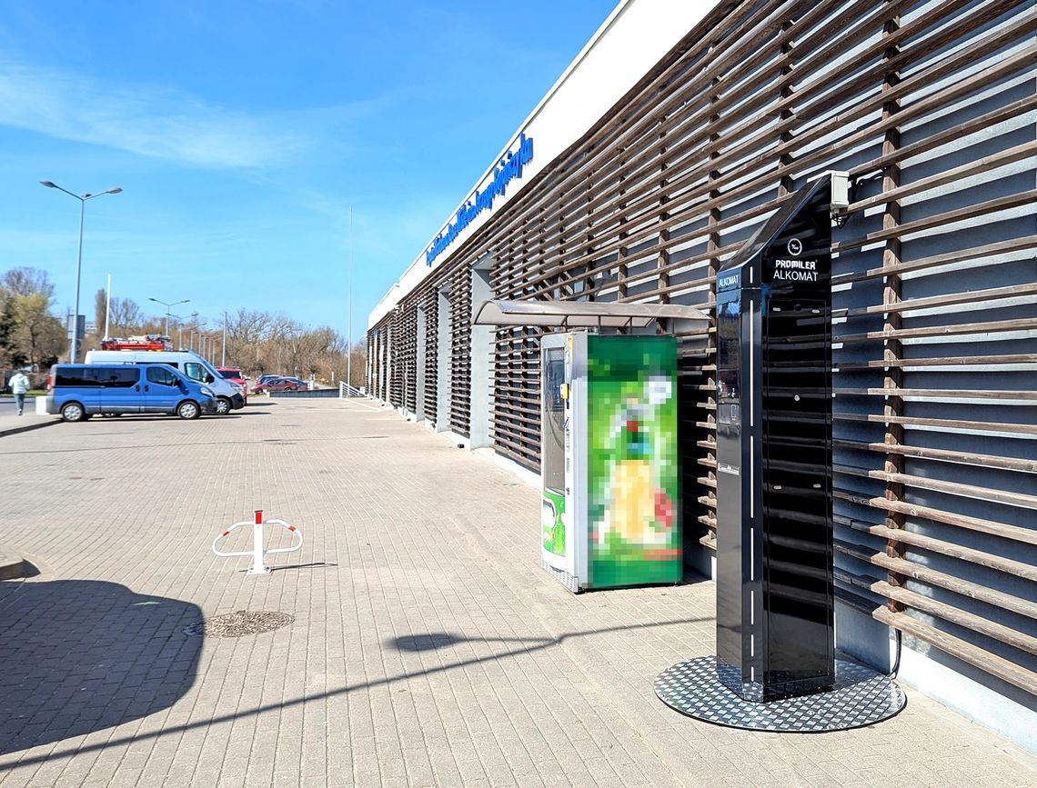 Publiczny alkomat PROMILER ALCOPOLE pojawił się w Włocławku