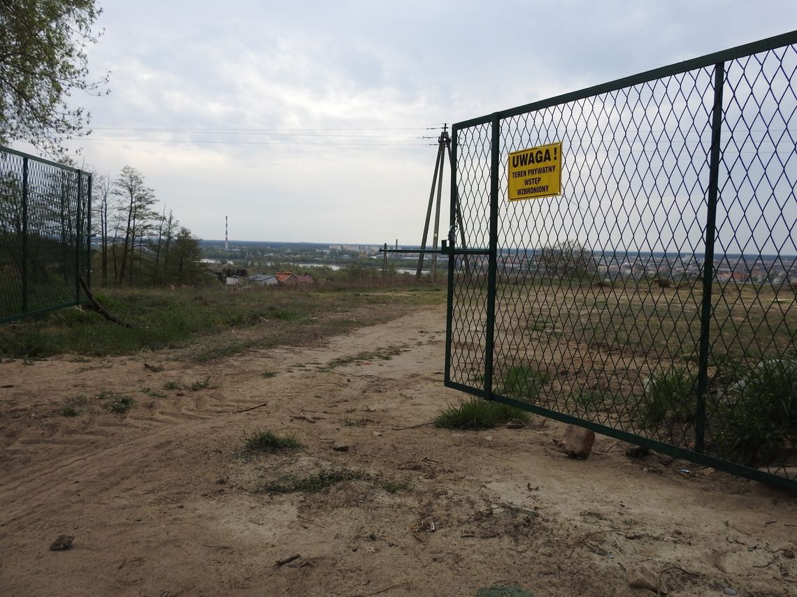 "Punkt widokowy" – kultowe miejsce nad Wisłą niedostępne. Teren prywatny został ogrodzony