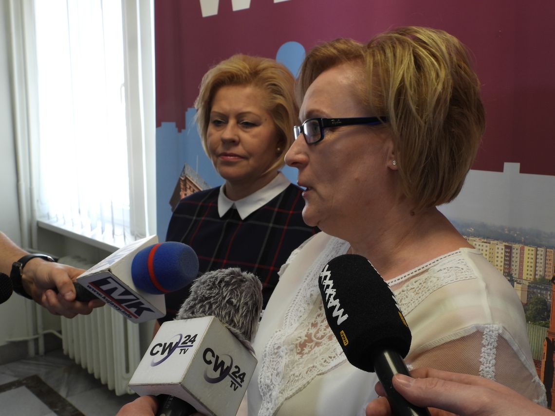 Ratusz podsumował przebieg egzaminów. Co z maturami?