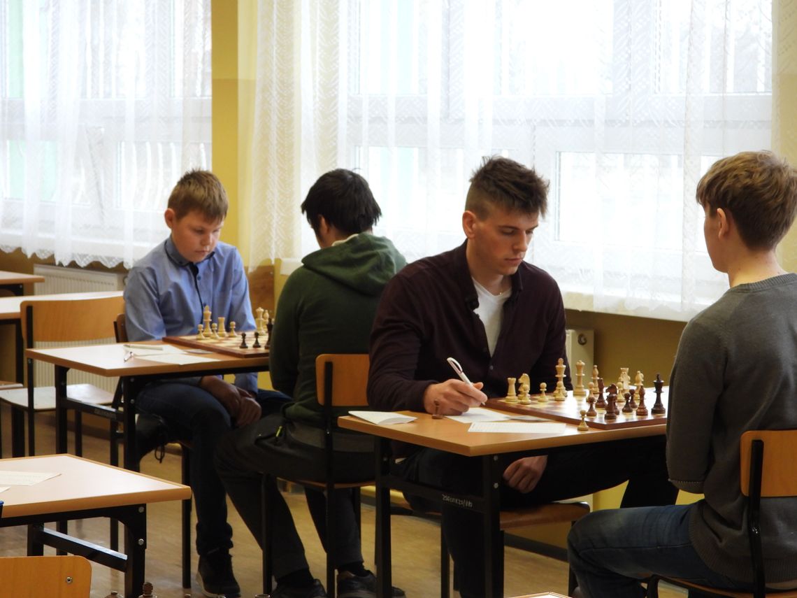 Rozpoczął się Feryjny Turniej Szachowy 