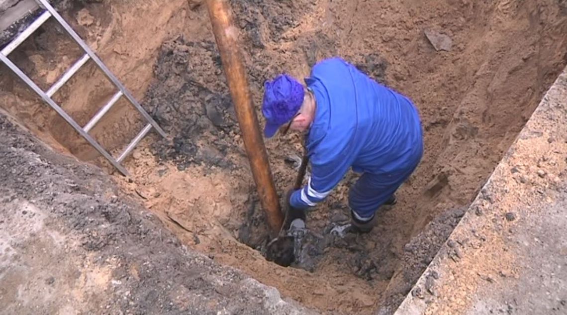 Rozszczelnienie magistrali ciepłowniczej. Mieszkańcy Śródmieścia i Południa od jutra bez ciepłej wody Rozszczelnienie magistrali ciepłowniczej. Mieszkańcy Śródmieścia i Południa od jutra bez ciepłej wody