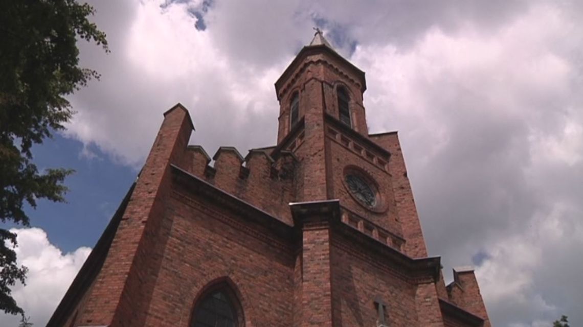 Ruszają spacerki z przewodnikiem