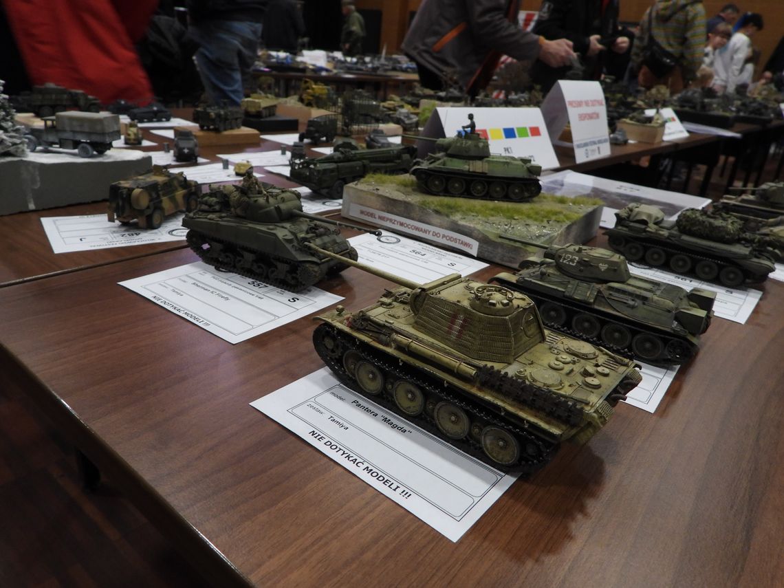 Samoloty, czołgi, wozy pancerne, armaty w CKBB. Trwa V Włocławski Festiwal Modelarski Samoloty, czołgi, wozy pancerne, armaty w CKBB. Trwa V Włocławski Festiwal Modelarski