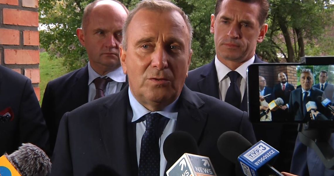 Schetyna pojawił się we Włocławku. Skrytykował podejście PiS-u do samorządności i obiecał inwestowanie w mało zarabiających 