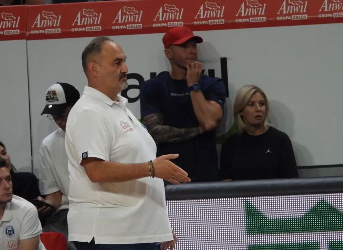 Selcuk Ernak nie będzie trenerem Anwilu w przyszłym sezonie. Kontrakt został rozwiązany