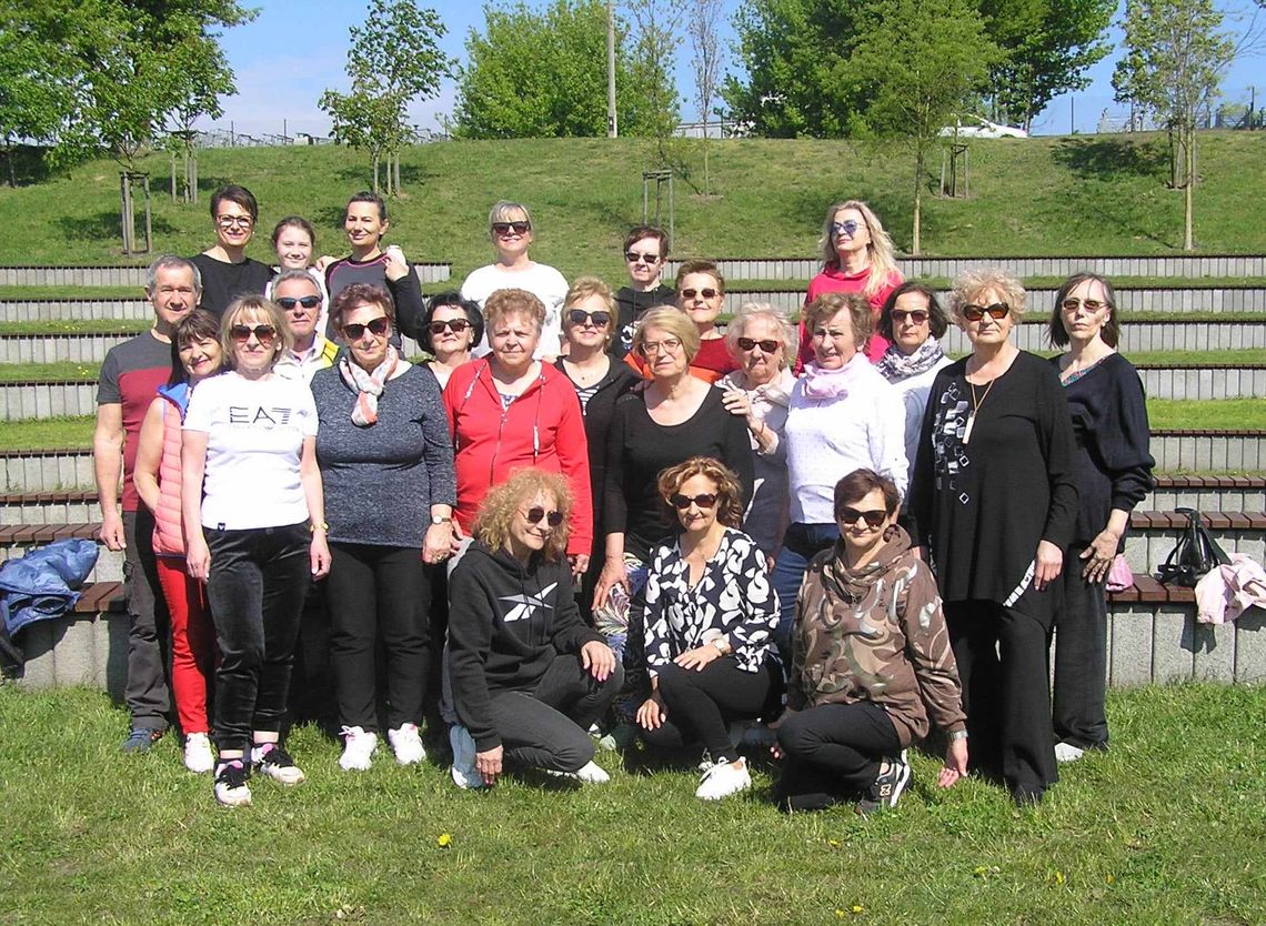 Seniorzy i radiesteci połączyli siły w obchodach Światowego Dnia Tai Chi