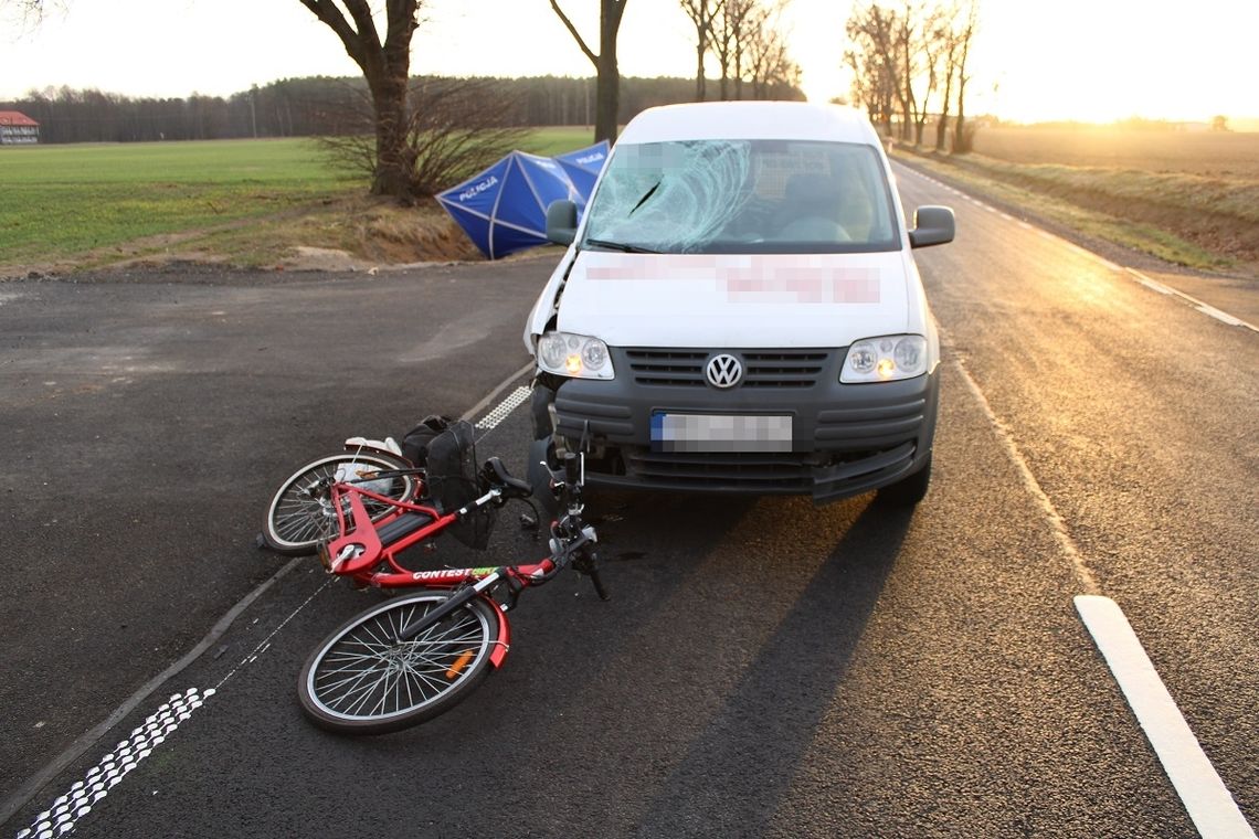 Śmiertelne potrącenie 58-letniej rowerzystki w gm. Baruchowo  