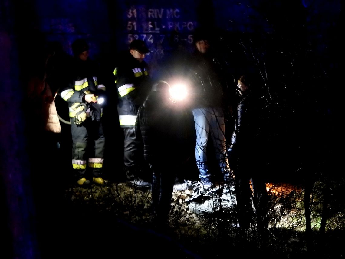 Śmiertelne potrącenie przez pociąg na Zazamczu. Nie żyje około 40-letni mężczyzna Śmiertelne potrącenie przez pociąg na Zazamczu. Nie żyje około 40-letni mężczyzna