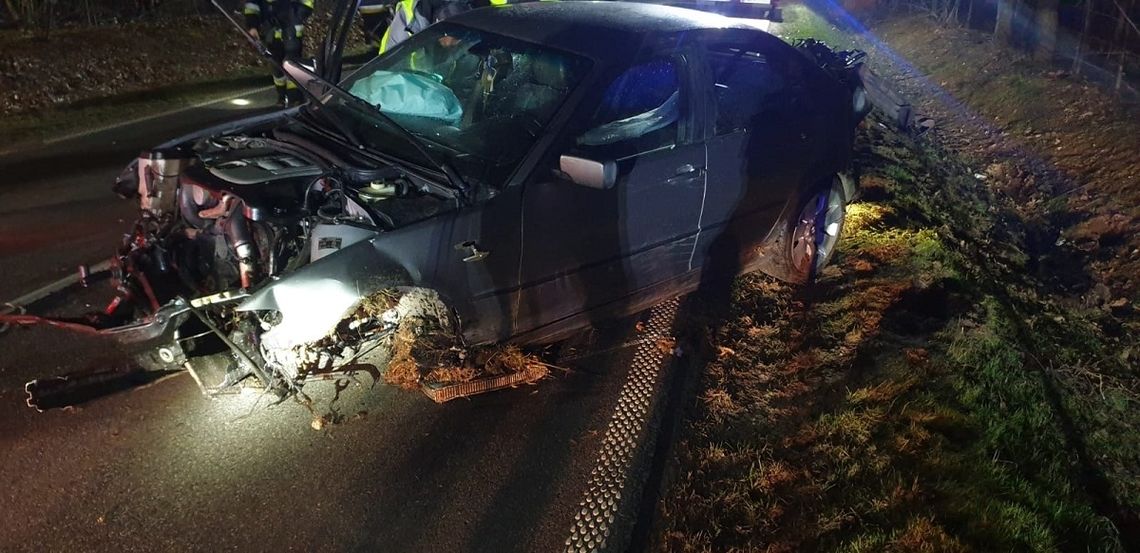 Śmiertelny wypadek w regionie. Nie żyje kierowca BMW