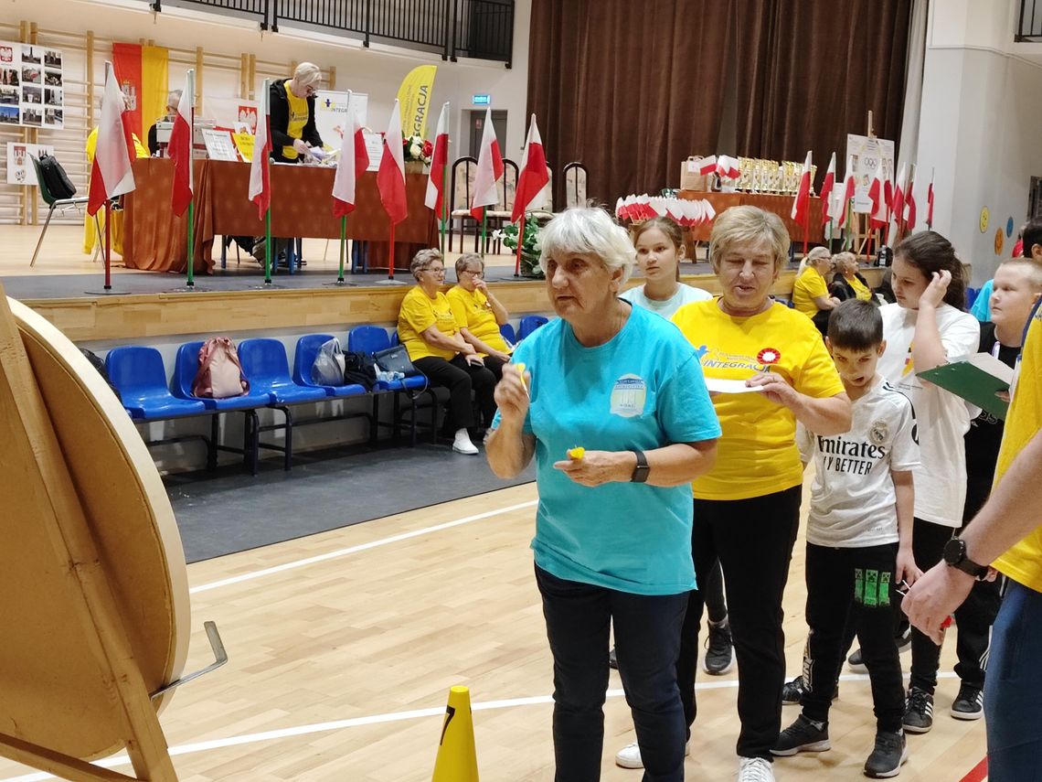 Sportowa rywalizacja w hali OSiR. Odbył się Turniej Patriotyczny Sportowa rywalizacja w hali OSiR. Odbył się Turniej Patriotyczny