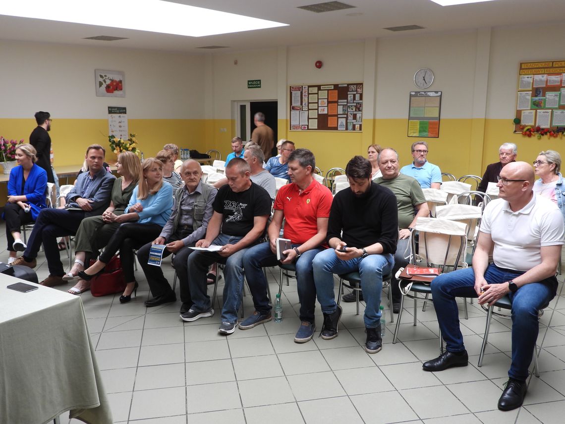 Spotkanie prezydenta z mieszkańcami Zawiśla: dominował temat korków na moście, ale także...